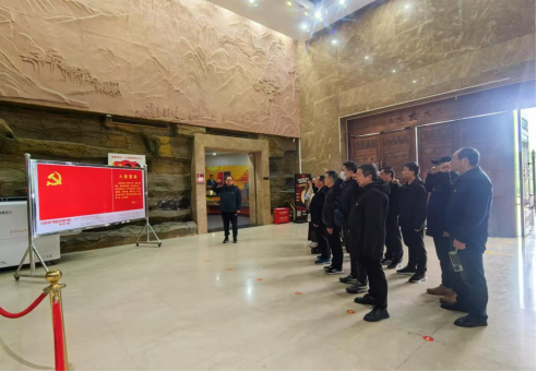 【学习“二十大”】beat365英国官方网站开展“奋进新征程 献礼党代会”主题党日活动