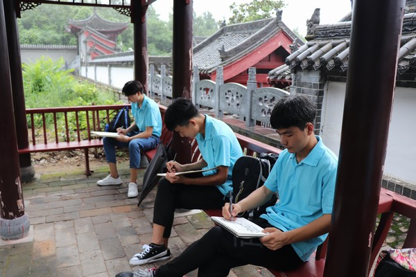 IMG_3977_爱奇艺.jpg IMG_3977_爱奇艺.jpg