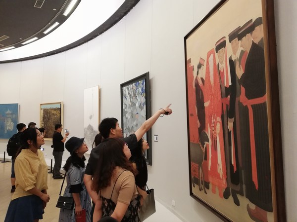 美加墨世界杯官方网站艺术硕士（美术）研究生赴中国美术馆开展专题艺术实践教学1.jpg