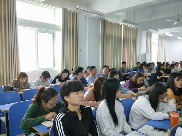 陈登报深入美加墨世界杯官方网站听课.jpg 陈登报深入美加墨世界杯官方网站听课.jpg